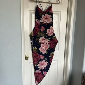 Strappy fitted asymmetrical dress